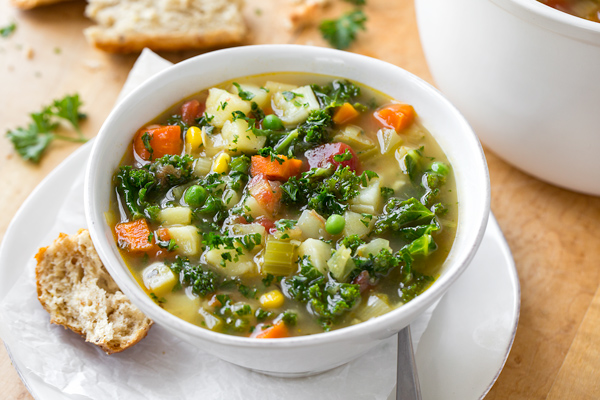 10 Healthy and Nutritious Vegetable Soup Recipes